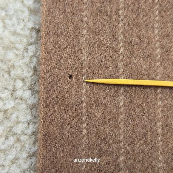 NWT Alfredo Pria Wool Scarf *TINY HOLE* Tan Pinstripe Biella Italy - Picture 3 of 12